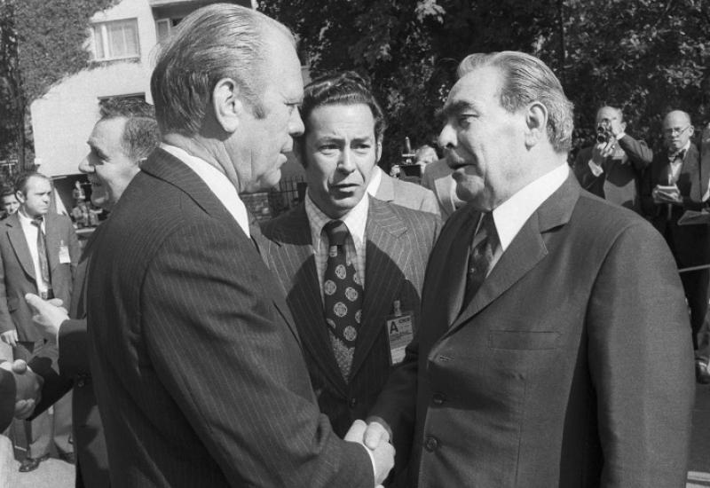 Glavni tajnik CK KPSS-a Leonid Brežnjev (desno) i predsjednik SAD-a G. Ford  - Kako su se SSSR i SAD pokušavali sprijateljiti