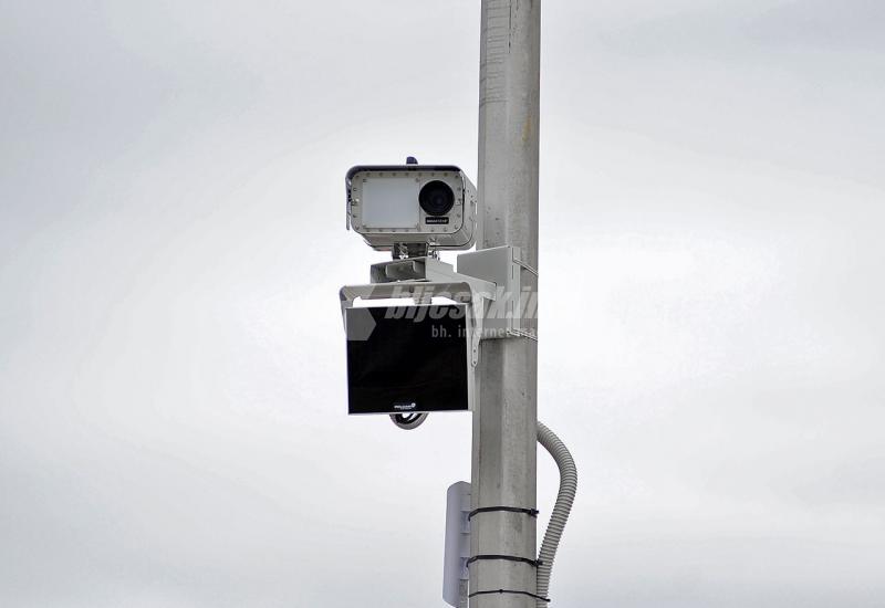 Nova kamera za nadzor vozila na širokobriješkoj Obilaznoj cesti - Potvrđeno: Nova kamera u Širokom Brijegu nije uvezana s policijom