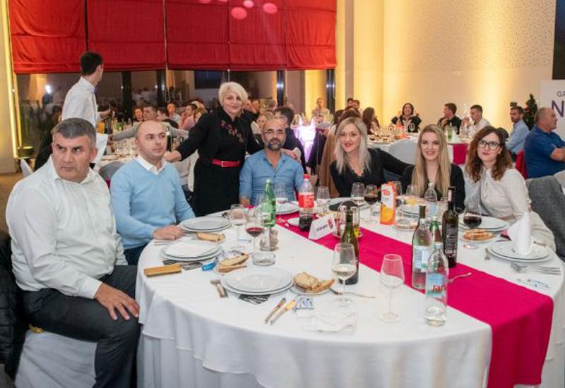 Donatorska večer HNK Neum - Neumski nogometaši okupili 400 uzvanika na donatorskoj večeri