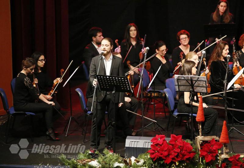 Svečani koncert U susret Božiću Simfonijskog orkestra Mostar - Simfonijski orkestar Mostar počastio sugrađane svečanim predbožićnim koncertom