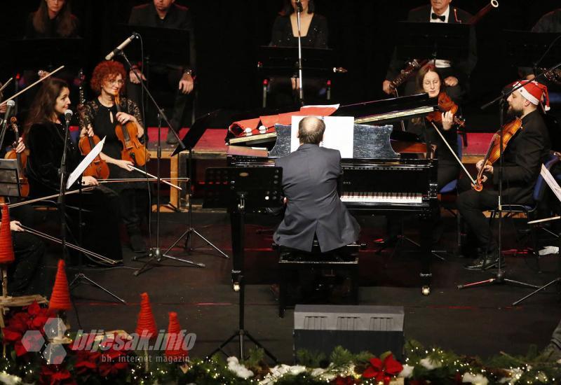 Svečani koncert U susret Božiću Simfonijskog orkestra Mostar - Simfonijski orkestar Mostar počastio sugrađane svečanim predbožićnim koncertom