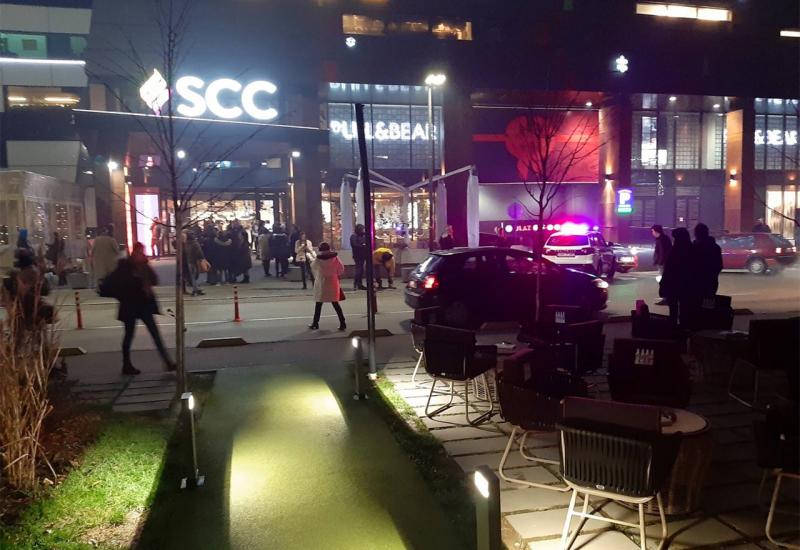  Evakuacija u tržnom centru SCC - Sarajevo: Evakuacija u tržnom centru SCC