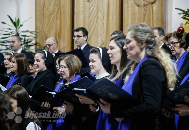 Napretkov svečani božićni koncert - U Mostaru održan 