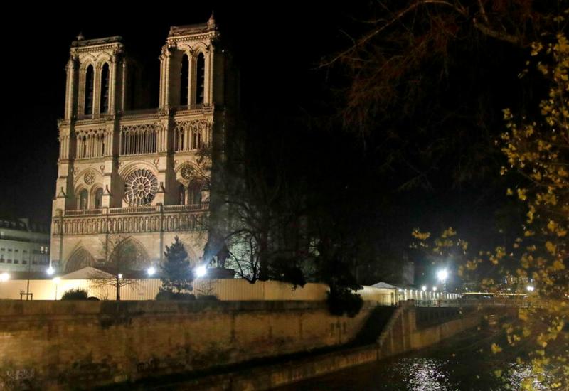 Nakon dva stoljeća: Notre-Dame prvi put bez polnoćke