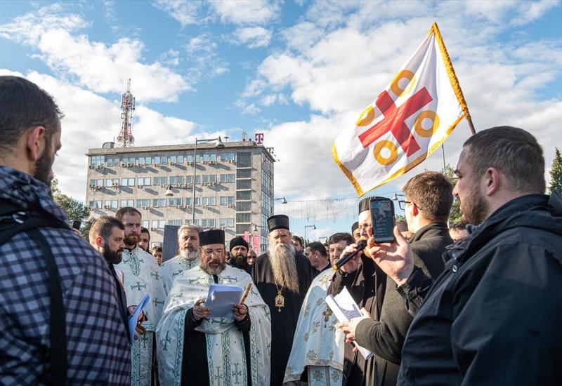 Osam svećenika SPC u pritvoru u Crnoj Gori, Beograd traži njihovo oslobađanje   