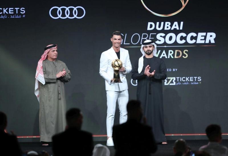 Ronaldo šesti put dobio Globe Soccer Awards, nagrađen i Pjanić