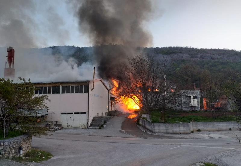  - Prijedorski policajci spasili iz požara osamdesetogodišnjeg muškarca