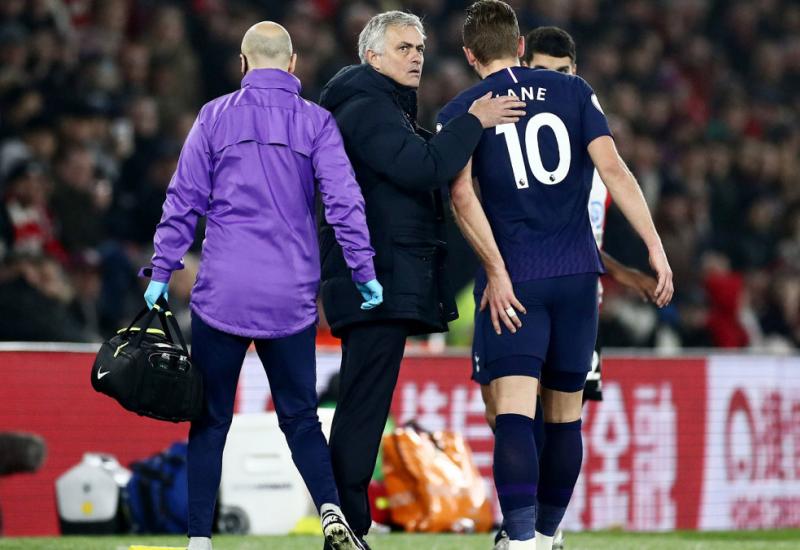 Ozljeda Harryja Kanea: Zabrinuti trener Mourinho - Mourinho ostao bez najboljeg igrača u tri najvažnije utakmice sezone