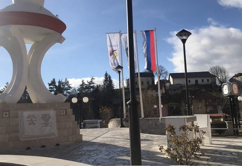 Spomenik borcima VRS u Kalinoviku - Milijun maraka godišnje dajemo za spomenike