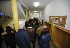 Mostar: Gužve na biralištima; sva biračka mjesta otvorena na vrijeme