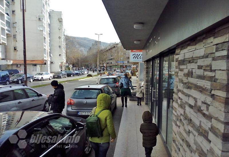 Birači napravili kaos u Mostaru - VIDEO | Birači napravili kaos u Mostaru