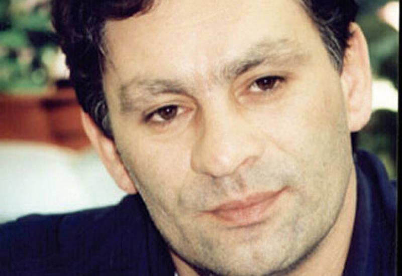 13 godina od smrti bh. književnika  Dragana Šimovića