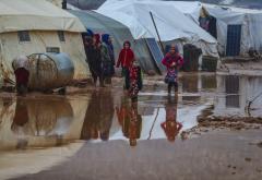 UN: Zbog intenziviranih sukoba 300.000 Sirijaca napustilo domove u Idlibu