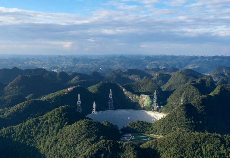 U potrazi za vanzemaljcima: Počeo s radom kineski teleskop veličine 30 nogometnih igrališta