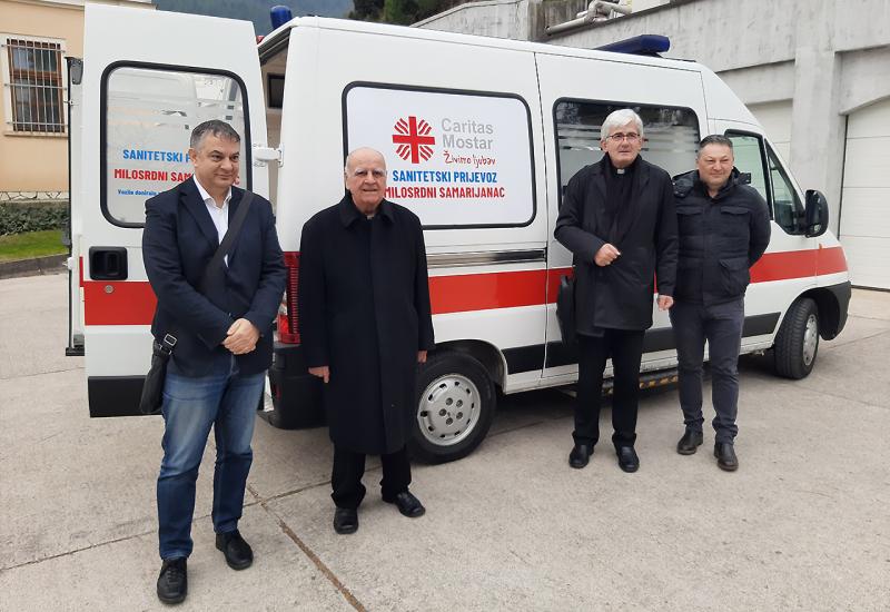 Caritas Mostar dobio sanitetsko vozilo za kućnu skrb