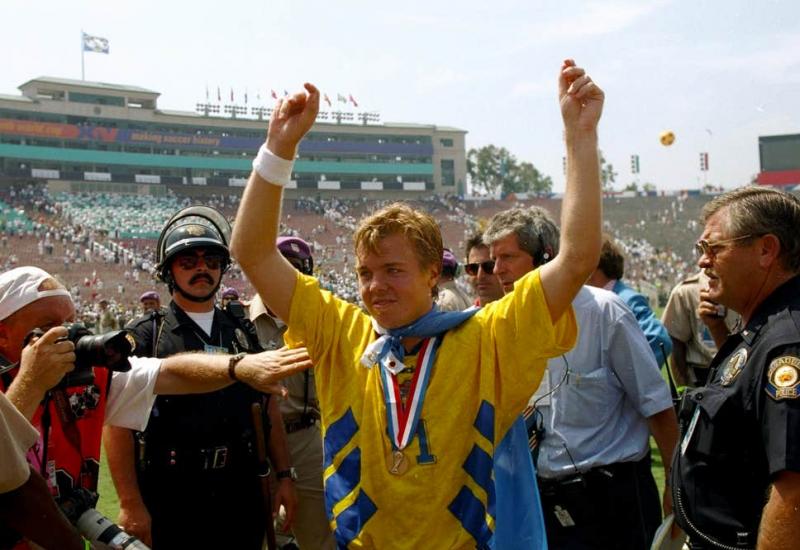 Tomas Brolin, bivši švedski reprezentativac - Bivši nogometaši: Svećenik, konobar, prodavač kondoma, trgovac usisivačima