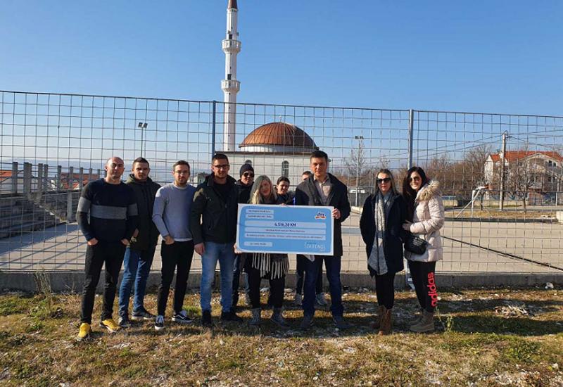Mostar: dm uručio donaciju za zelenu oazu u SRC Dračevice