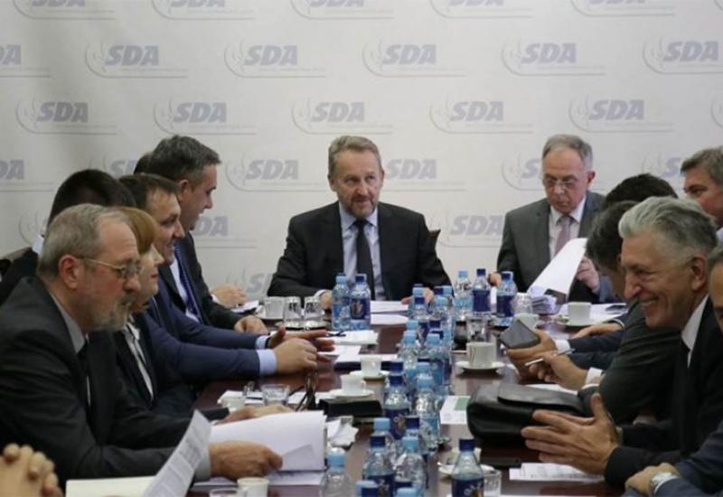 Zaključci Predsjedništva SDA - SDA poziva na dogovor koji će omogućiti izbore u Mostaru