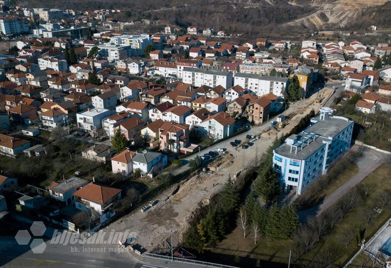 Radovi na izgradnji ceste od novog mosta prema naselju Rudnik - Radovi na 