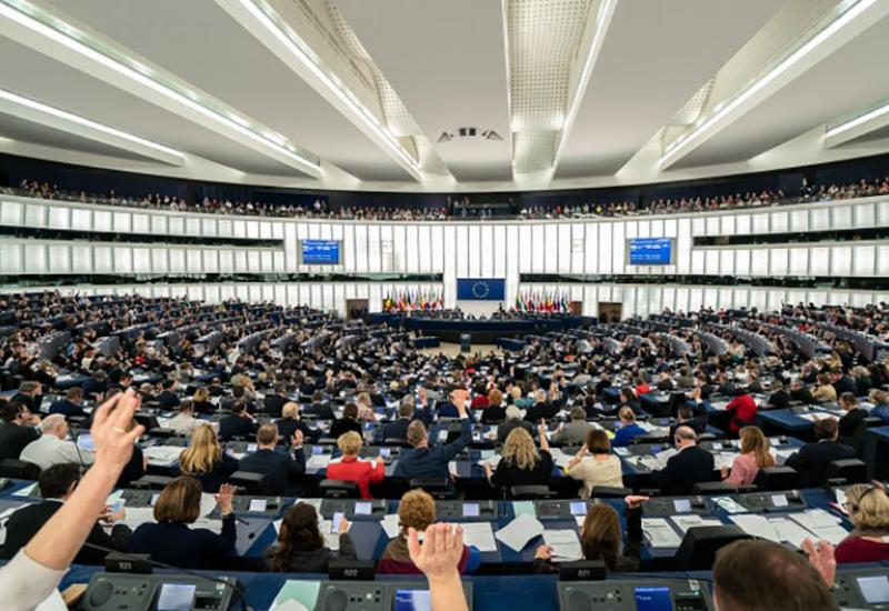 Nova rezolucija EU o BiH: Problem su korupcija i izborne prijevare