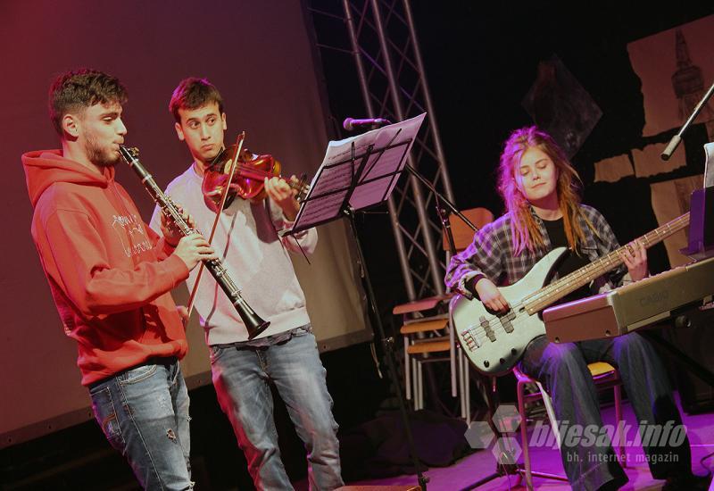 Zajednički koncert učenika Gimnazije Mostar i UWC Mostar - Zajednički koncert učenika Gimnazije Mostar i UWC Mostar
