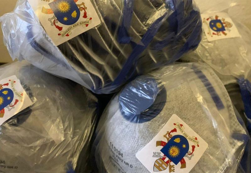 Vatikan poslao stotine tisuća maski kao pomoć Kini