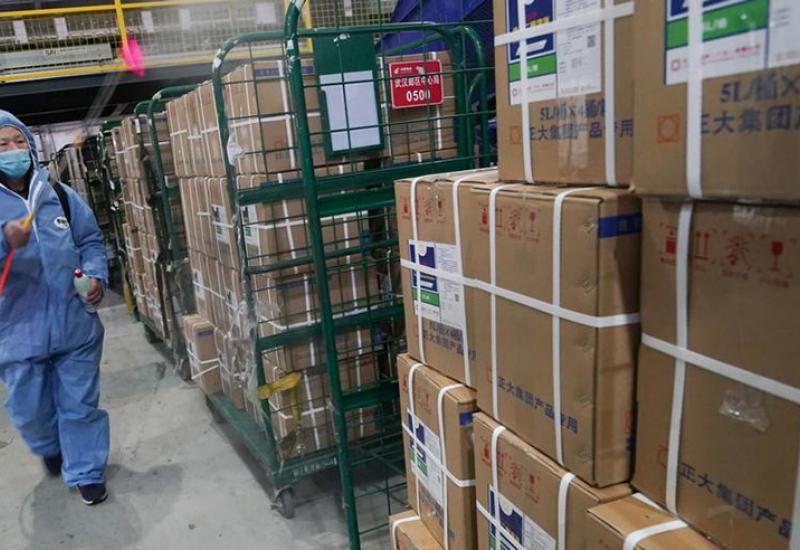 Dezinfekcija poštanskih pošiljki u Wuhanu - Koronavirus zarazio i gospodarstvo?