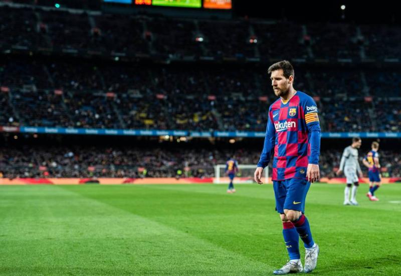 Lionel Messi - Zaratilo u Barceloni: Messi u otvorenom sukobu s Abidalom