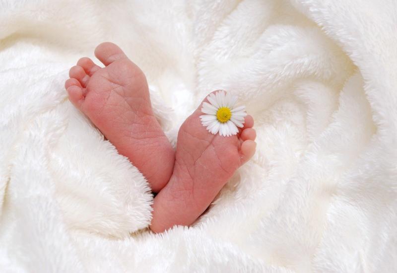 Novčana naknada za novorođenu djecu u Livnu povećana za 100 KM