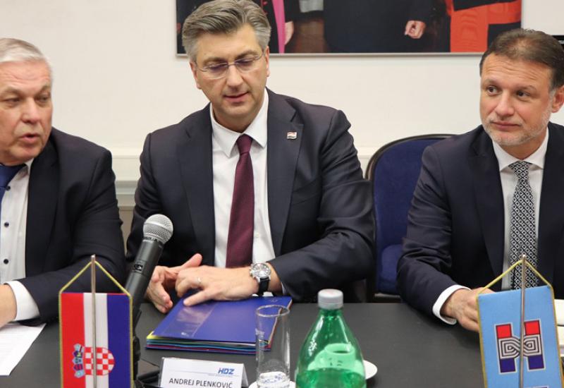 Raspisani unutarstranački izbori u HDZ Hrvatske - HDZ-ovci će birati predsjednika 15. ožujka