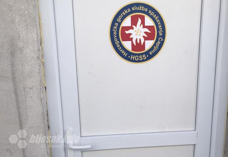 Na ulaznim vratima stoji znak HGSS Čapljina - Pokušali provaliti u prostorije HGSS Čapljina