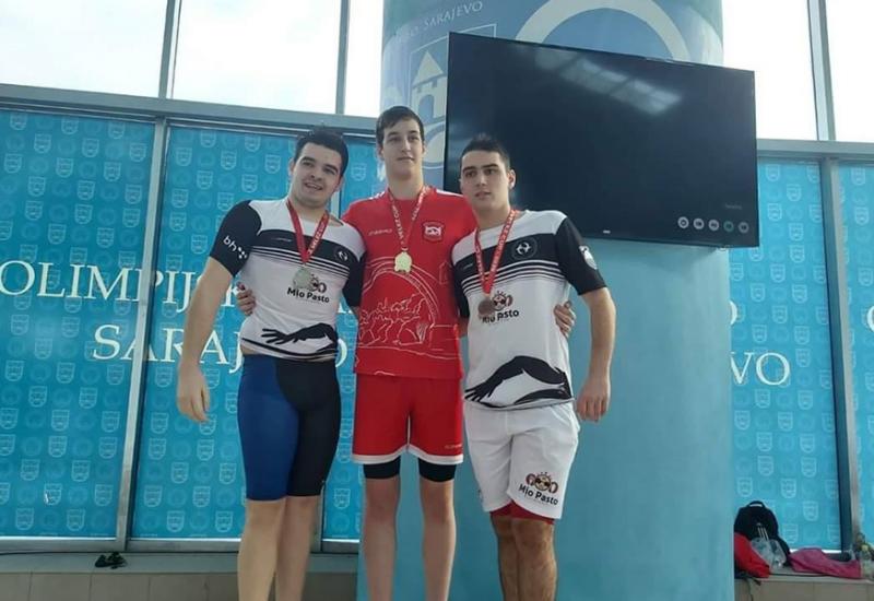 Klub vodenih sportova „Orka“ nastupio na Plivačkom mitingu u Sarajevu - Lana Pudar osvojila pehar za najbolju plivačicu mitinga u svojoj kategoriji