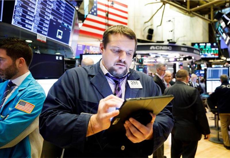 Wall Street pao zbog širenja omicrona
