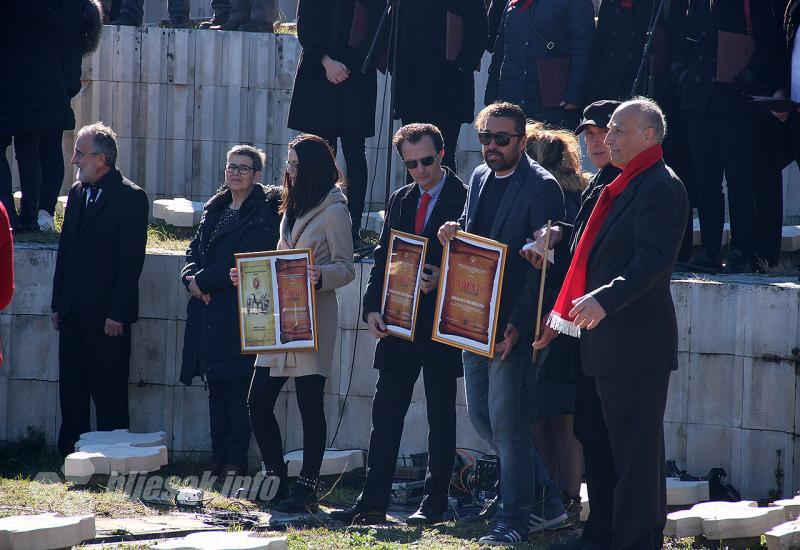 Polaganjem vijenaca i dodjelom priznanja završeni Dani antifašizma u Mostaru