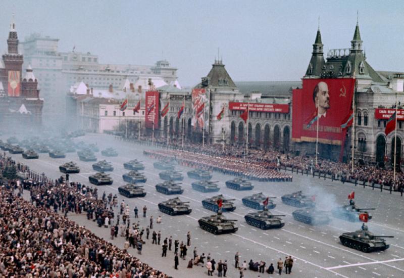 Vojna parada na Crvenom trgu povodom 20. godišnjice Pobjede nad nacističkom Njemačkom  - Činjenice koje sigurno niste znali o Crvenoj (Sovjetskoj) armiji