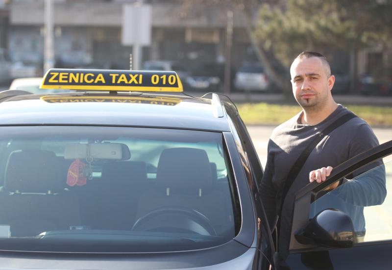 Upoznajte taksistu koji besplatno vozi djecu s posebnim potrebama