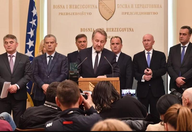 Konferencija nakon sastanaka u Sarajevu - Izetbegović pozvao HDZ da predloži ime predsjednika FBiH 