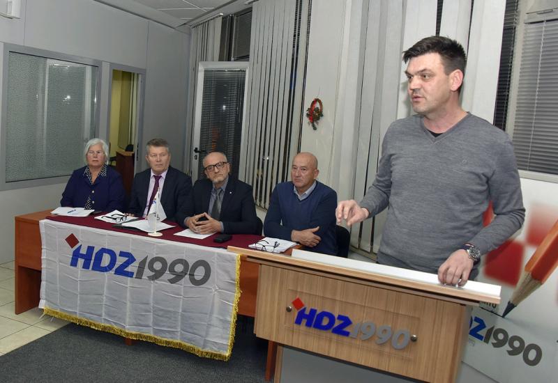 Izborna skupština HDZ 1990 Mostar - Zoran Petrić novi predsjednik GO HDZ-a 1990 Mostar
