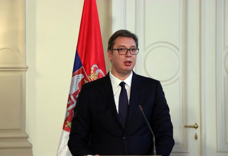 Vučić kaže da se Srbiju ne može uvući u proslavu "Oluje"