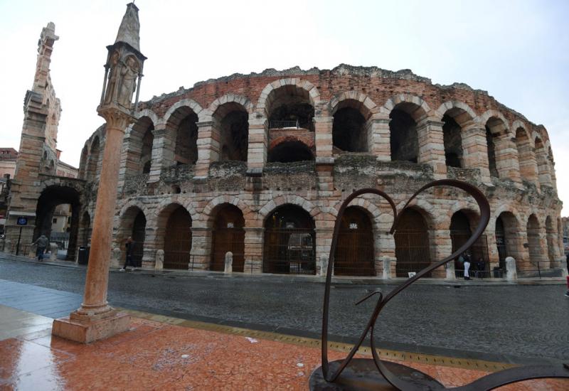 Za ovu mjeru trebat će milijarda eura od 7,5 milijarda  - Italija stavlja u karantenu Lombardiju, Veneciju i još nekoliko dijelova zemlje