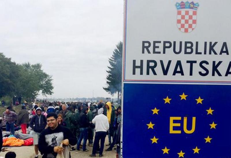 Pred vratima Europe - Migrantska politika EU-a: 2020. nije 2015.