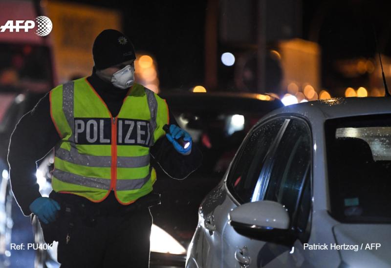 Policija na granici Njemačke i Austrije - Austrija od danas u izvanrednom stanju