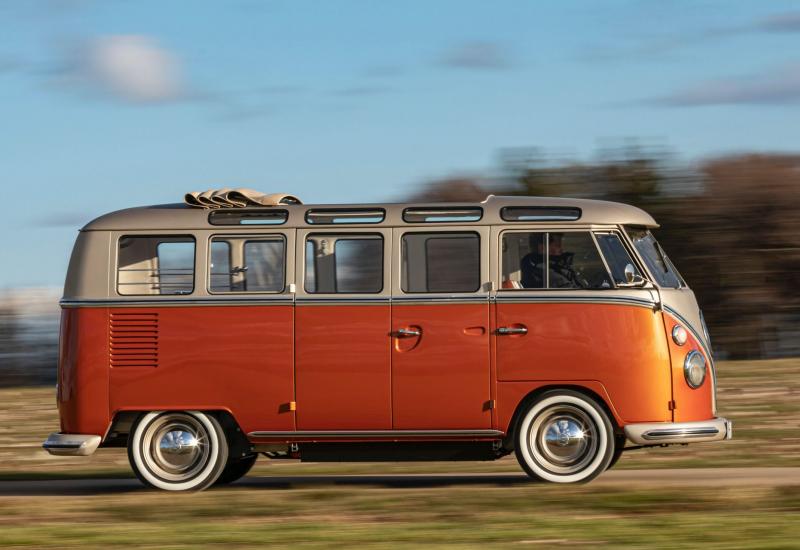 Volkswagen predstavio Samba Bus - Volkswagen predstavio Samba Bus: Klasika na električni pogon