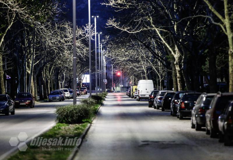 Skupa vožnja u Mostaru: Uhvaćen tijekom policijskog sata, u neregistriranom vozilu uz zabranu upravljanja B kategorijom