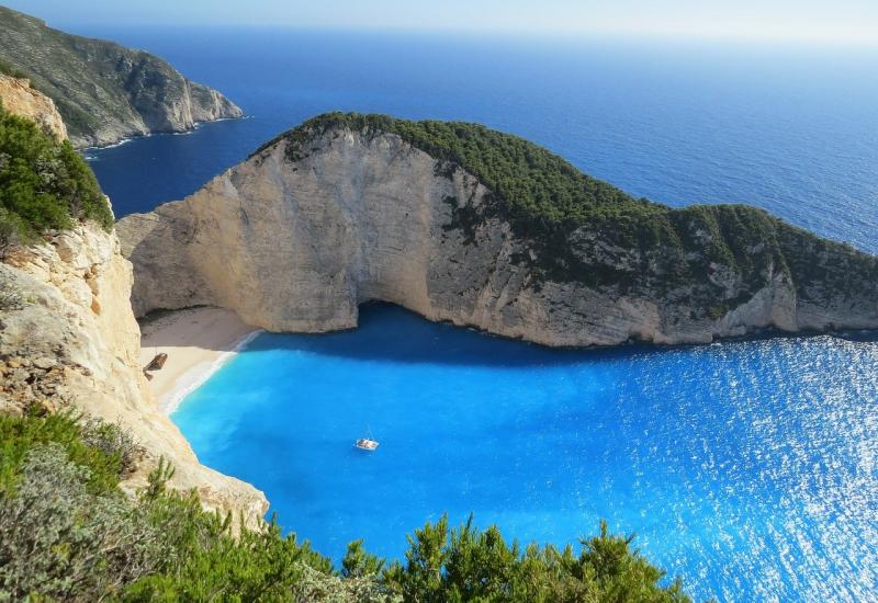 Grčka zabranila plivanje u moru i rekreativne vodene sportove