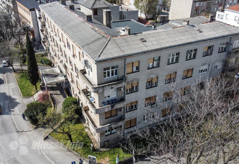 Apel SKB-a Mostar zbog rastućeg broja pacijenata u Covid bolnici