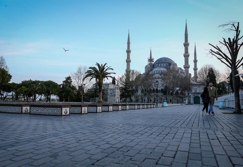 Nezapamćena tišina na najpoznatijim istanbulskim ulicama - Nezapamćena tišina na najpoznatijim istanbulskim ulicama
