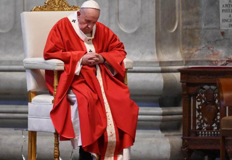 Zbog pandemije, uskrsne proslave u Vatikanu reducirane su i zatvorene za javnost - Papa služio misu na Cvjetnicu u praznoj bazilici sv. Petra