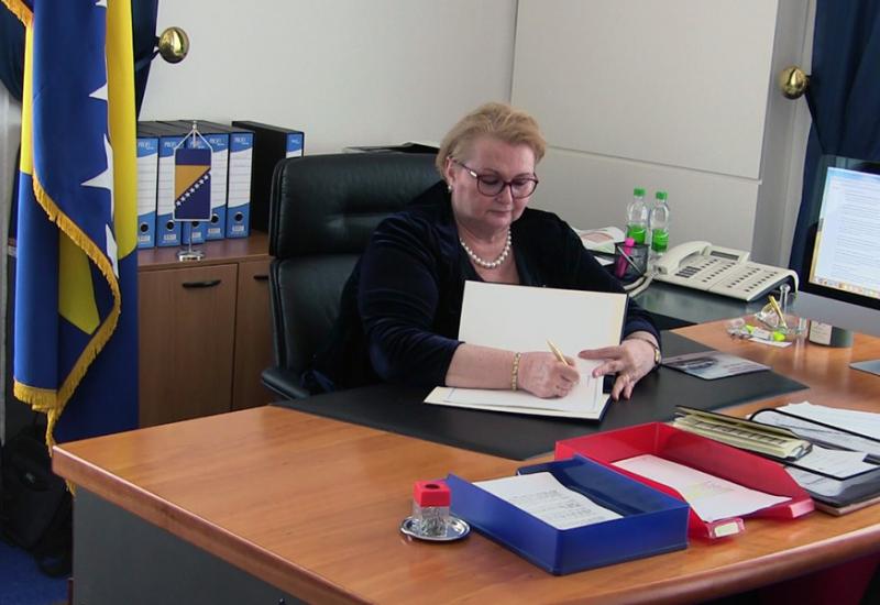 Ministrica Turković potpisuje sporazum - Zemlje Zapadnog Balkana uputile inicijativu izuzeća, BiH kreće u zajedničku nabavi opreme