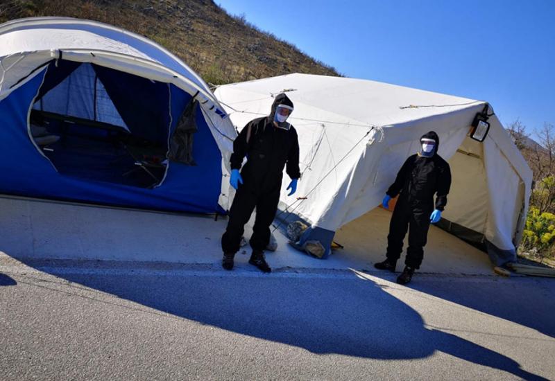 Šatori - Kakvi su uvjeti za boravak u šatorima na graničnim prijelazima?